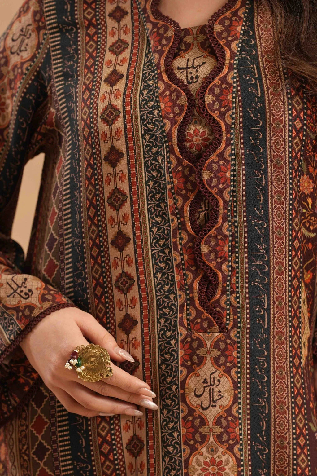 Dilnaaz (হৃদয়প্রিয়া) Kurta