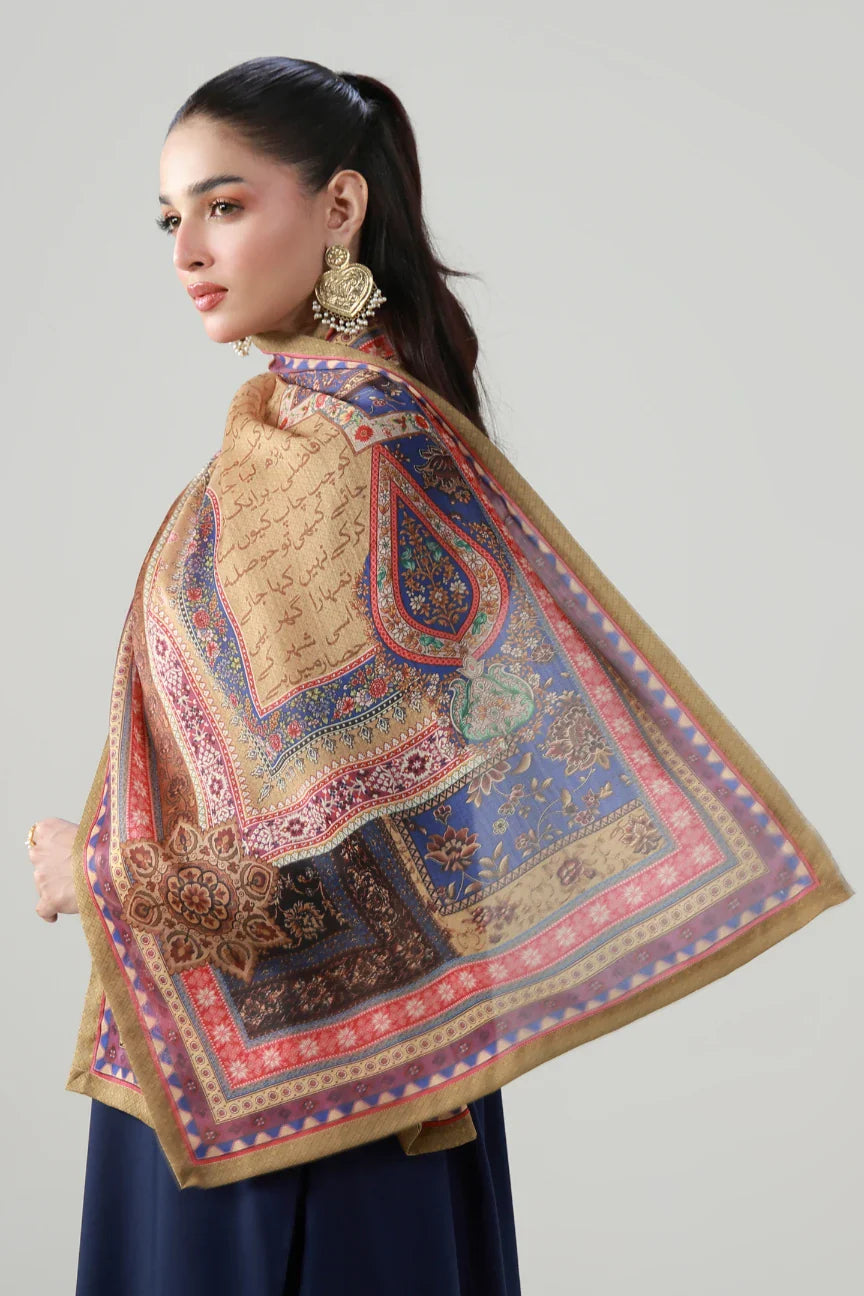 Seerat (ব্যক্তিত্ব) Scarf