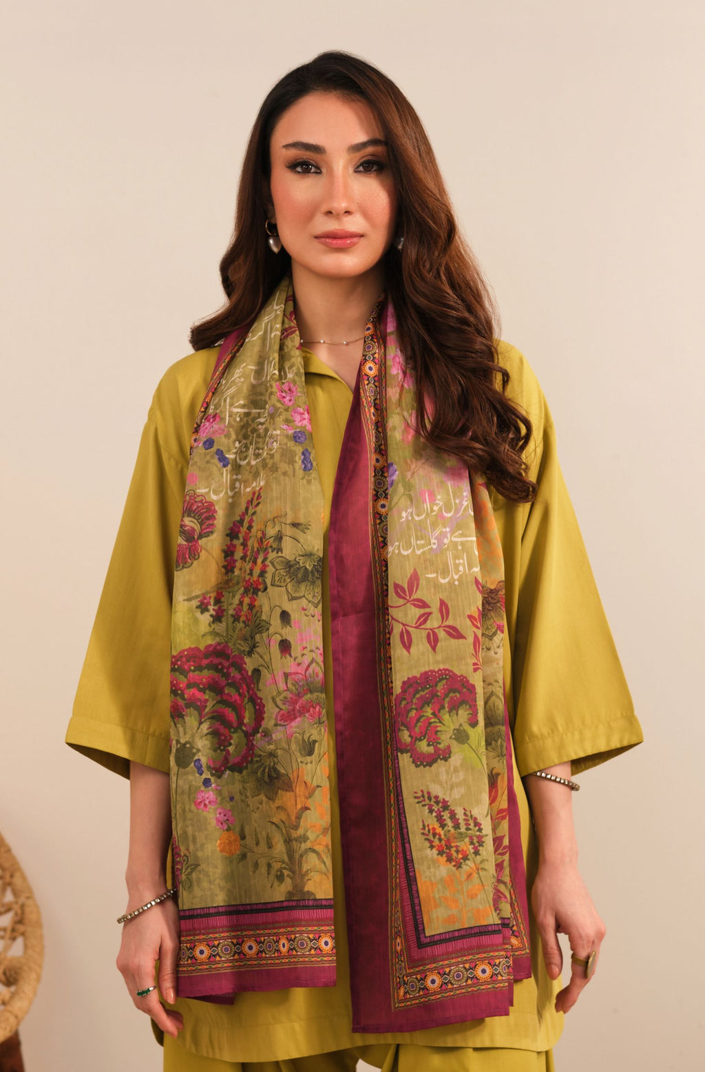 Gulfishan (পুষ্পিত) Scarf