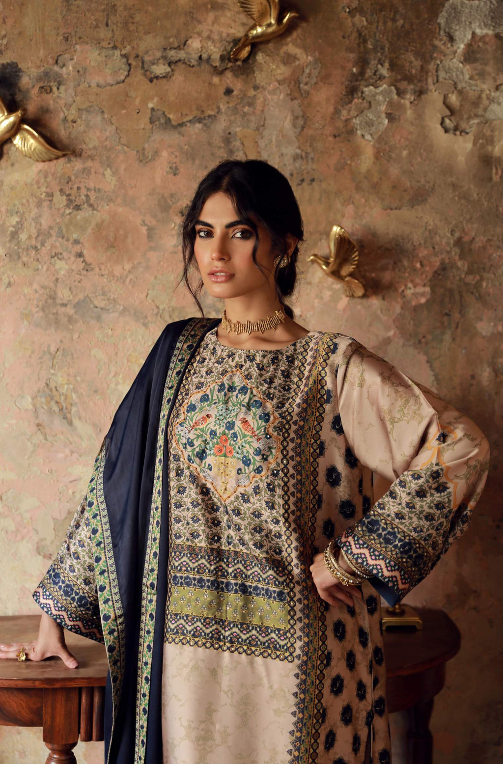 Shehrzade (রানীর গল্প) - Gold & Blue Set
