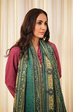 Manto Women's Double Sided Green Zarf Stole featuring Urdu Calligraphy
