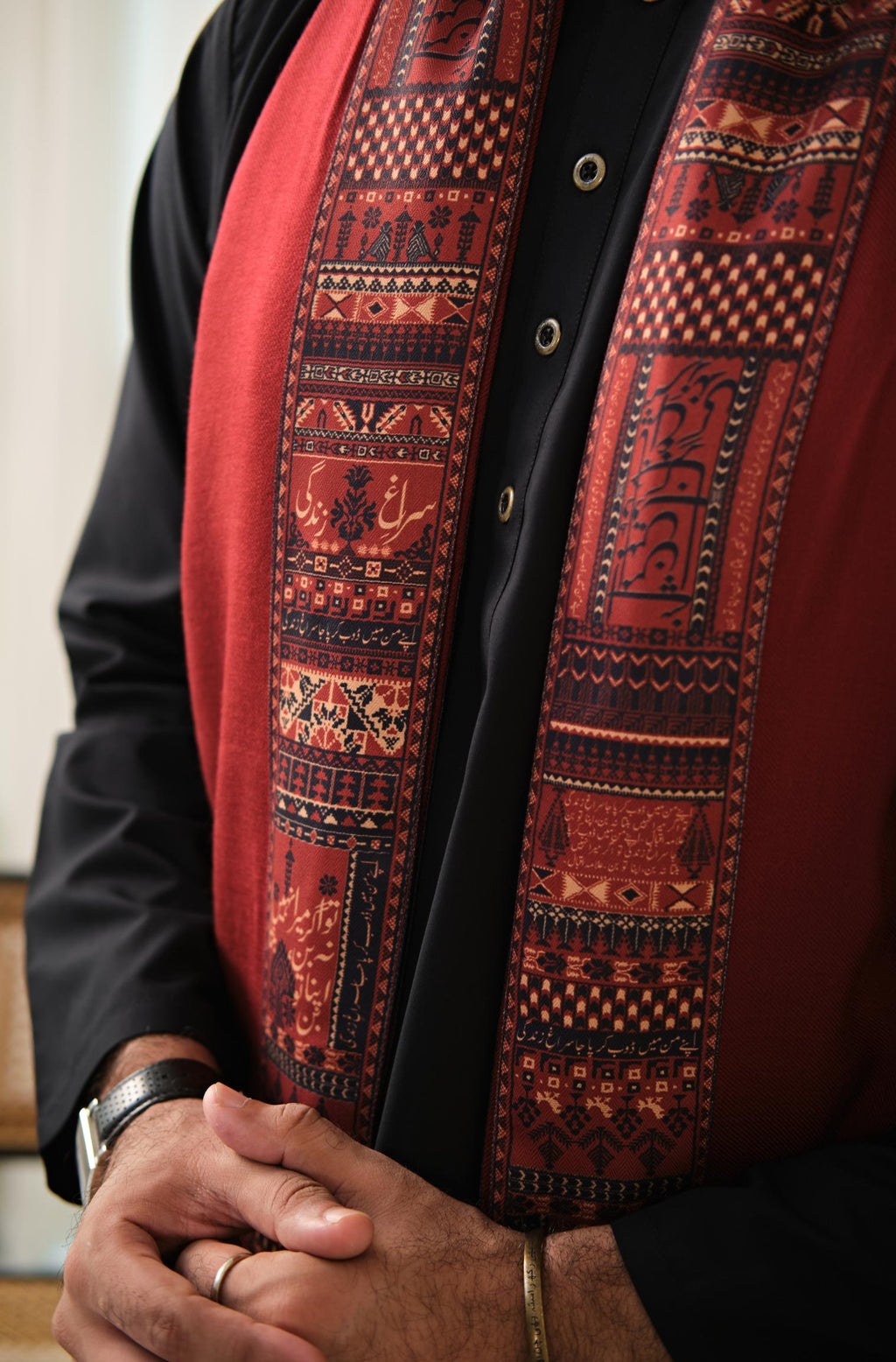 Manto's Unisex Maroon Manzil Shawl with Urdu Calligraphy Printed on Borders