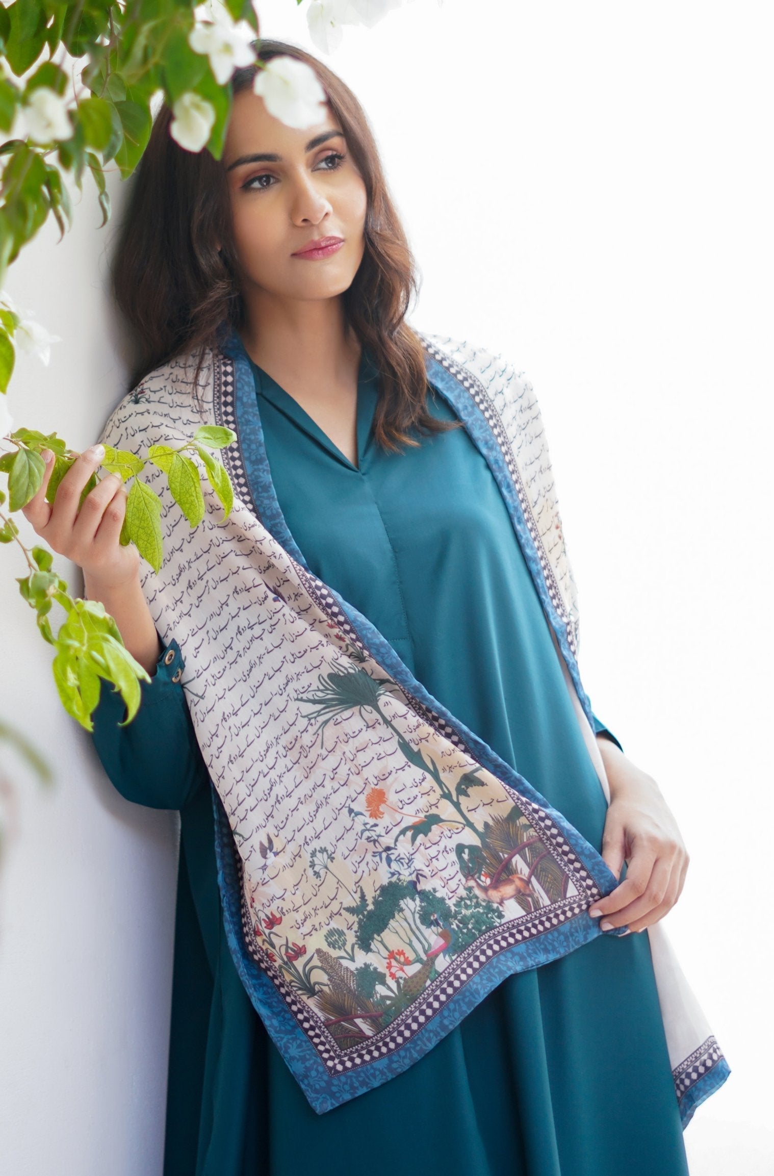 Manto Women's Stitched 1 Piece Crepe Silk Beige & Blue Khwahish Stole Featuring Poetry of  Behzad Lucknavi