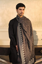 Manto's Unisex Black Sitaray Odhni featuring Urdu Calligraphy of Poetry by Allama Iqbal