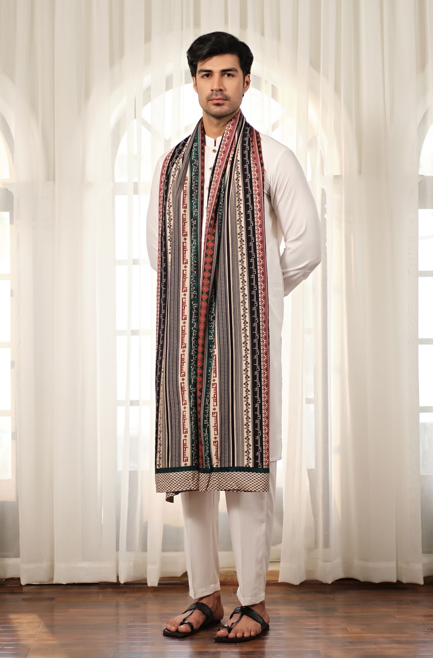 Manto's Unisex Intifada'a Odhni featuring Urdu Calligraphy