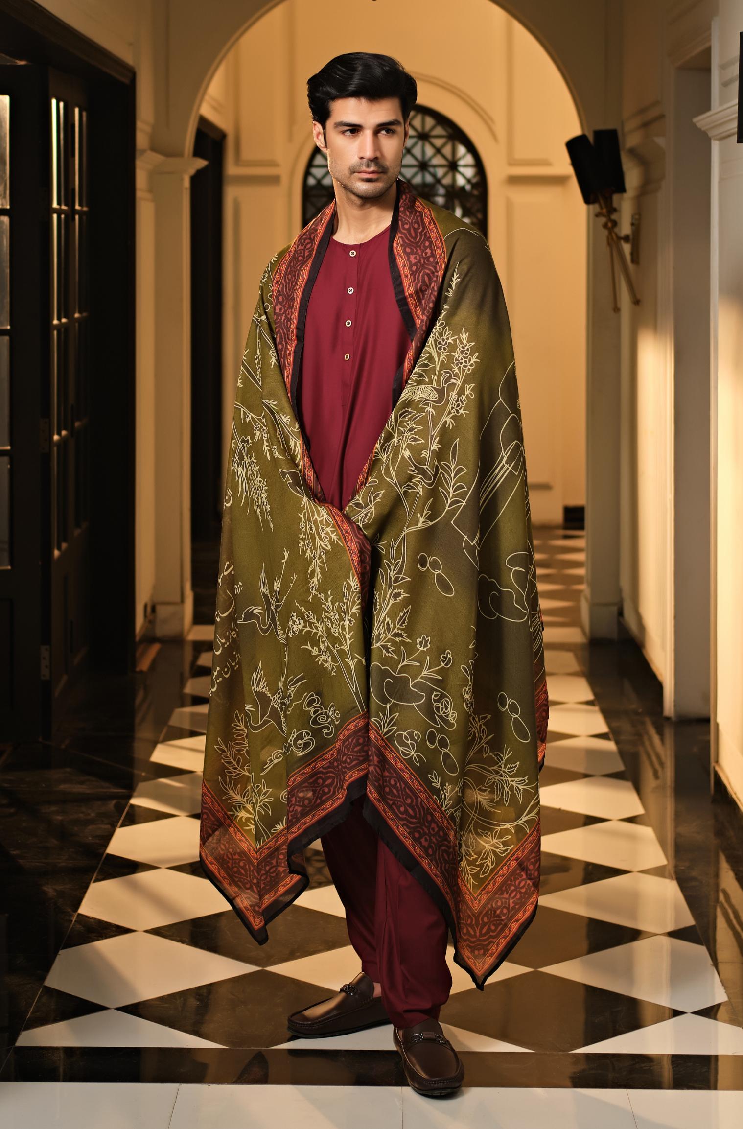 Manto's Unisex Green Gumaan Odhni with Urdu Calligraphy