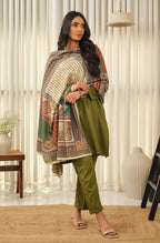 Manto Women's Beige Pakistan Day Scarf & Odhni with Urdu Calligraphy
