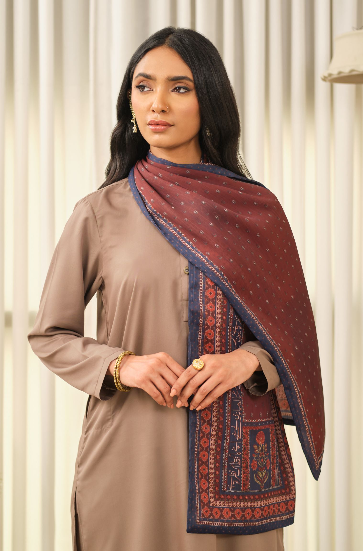 Manto Women's Maroon Double Sided Stole with Urdu Calligraphy