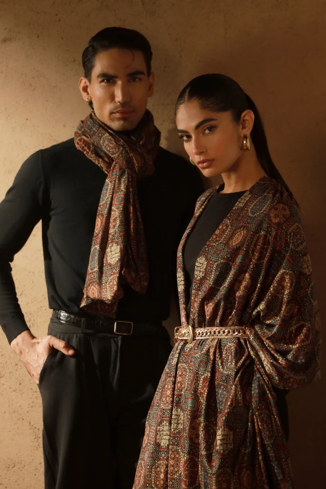 Sarfarosh (বীর যোদ্ধা) Velvet Stole