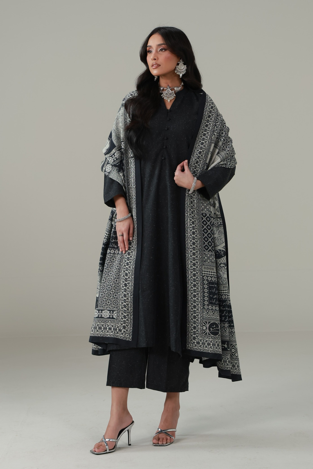 Sajni (প্রিয়তমা) Odhni