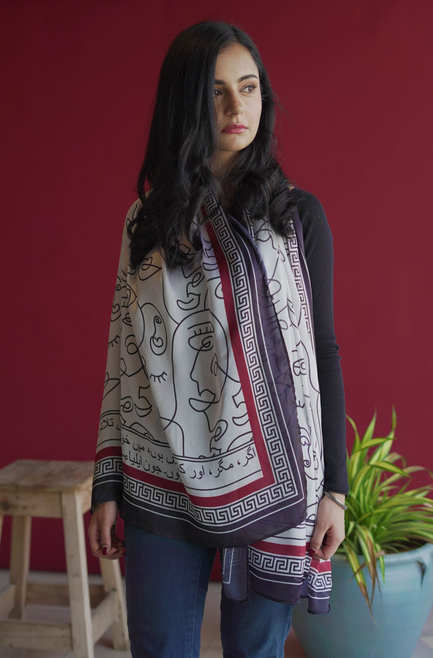 Shopmanto, wear manto, manto clothing brand, manto pakistan, ladies clothing brand, urdu calligraphy clothing, manto women white talaash stole with urdu calligraphy, crinkle silk