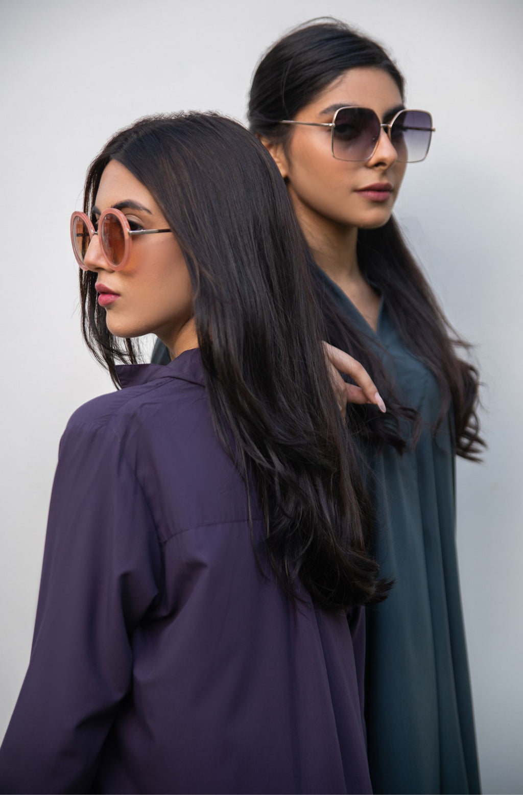 Shopmanto, wear manto, manto clothing brand, manto pakistan, ladies clothing brand, urdu calligraphy clothing, wearmanto women's collection wash n wear 2 piece solid deep purple colour kurta and pajama mira set, women 2 piece solid coord set