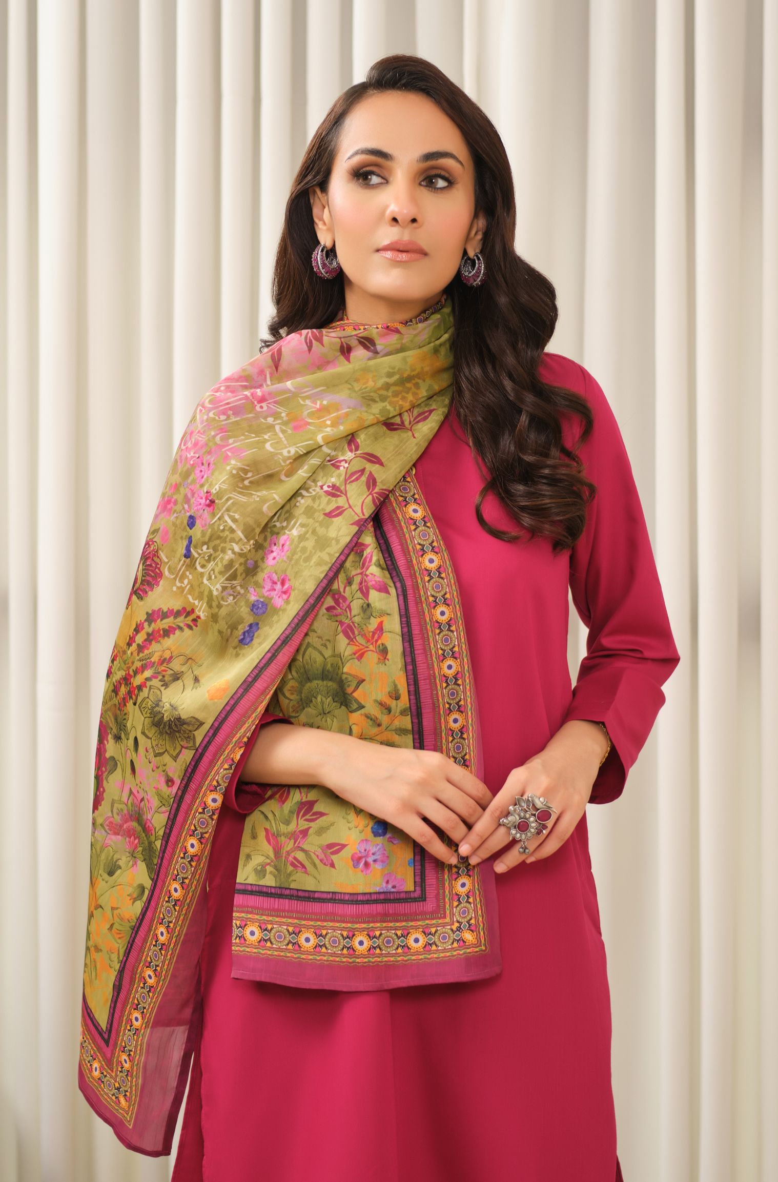 Gulfishan (পুষ্পিত) Scarf