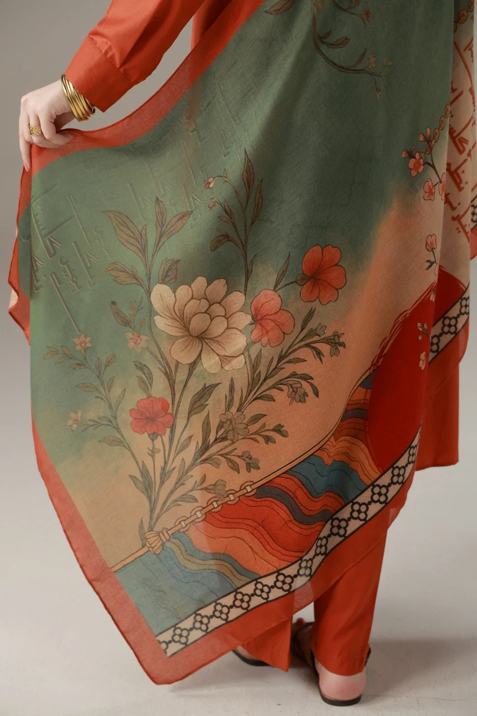 Gul-e-lala (টিউলিপ ফুল) Scarf