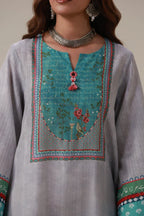 Aabroo (সম্মান) 2-Piece Set