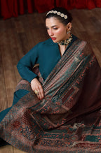 Manto's Unisex Double Sided Velvet Shawl with Urdu Calligraphy of Poetry by Behzad Lucknavi