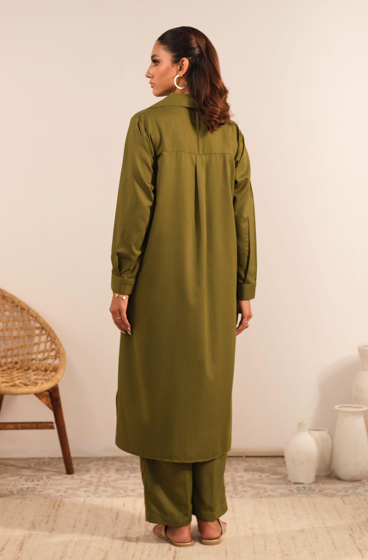 Manto Women's Olive Green 2 Piece Solid Co-Ord Set with Victorian Style Collar