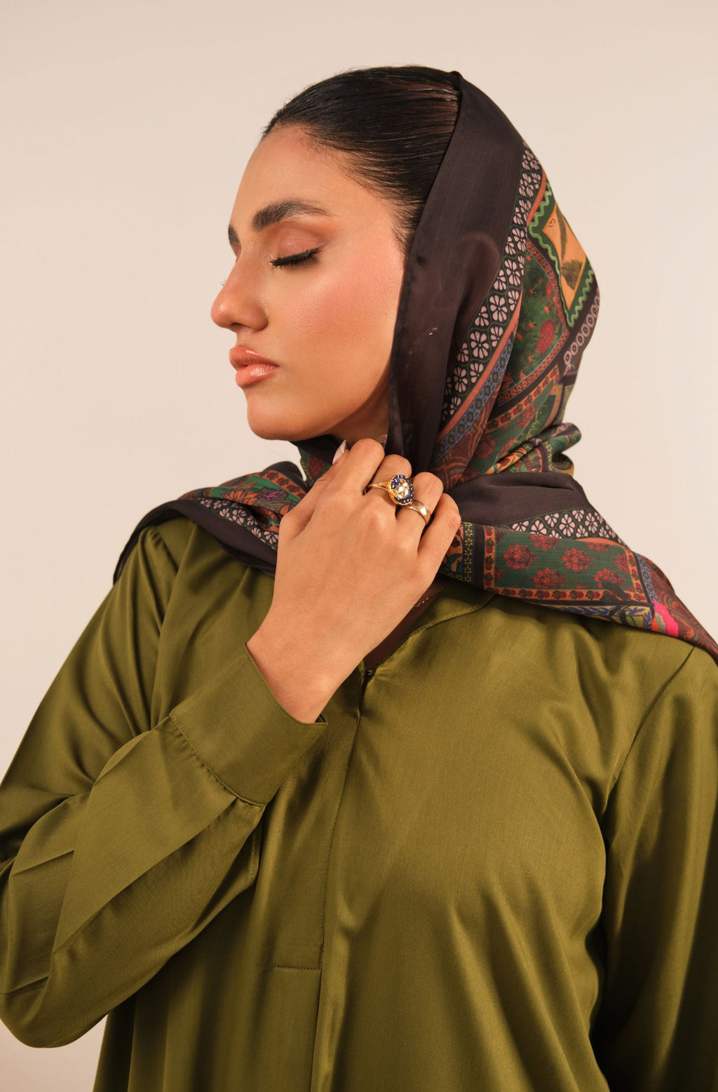 Manto Women's Olive Green 2 Piece Solid Co-Ord Set with Victorian Style Collar