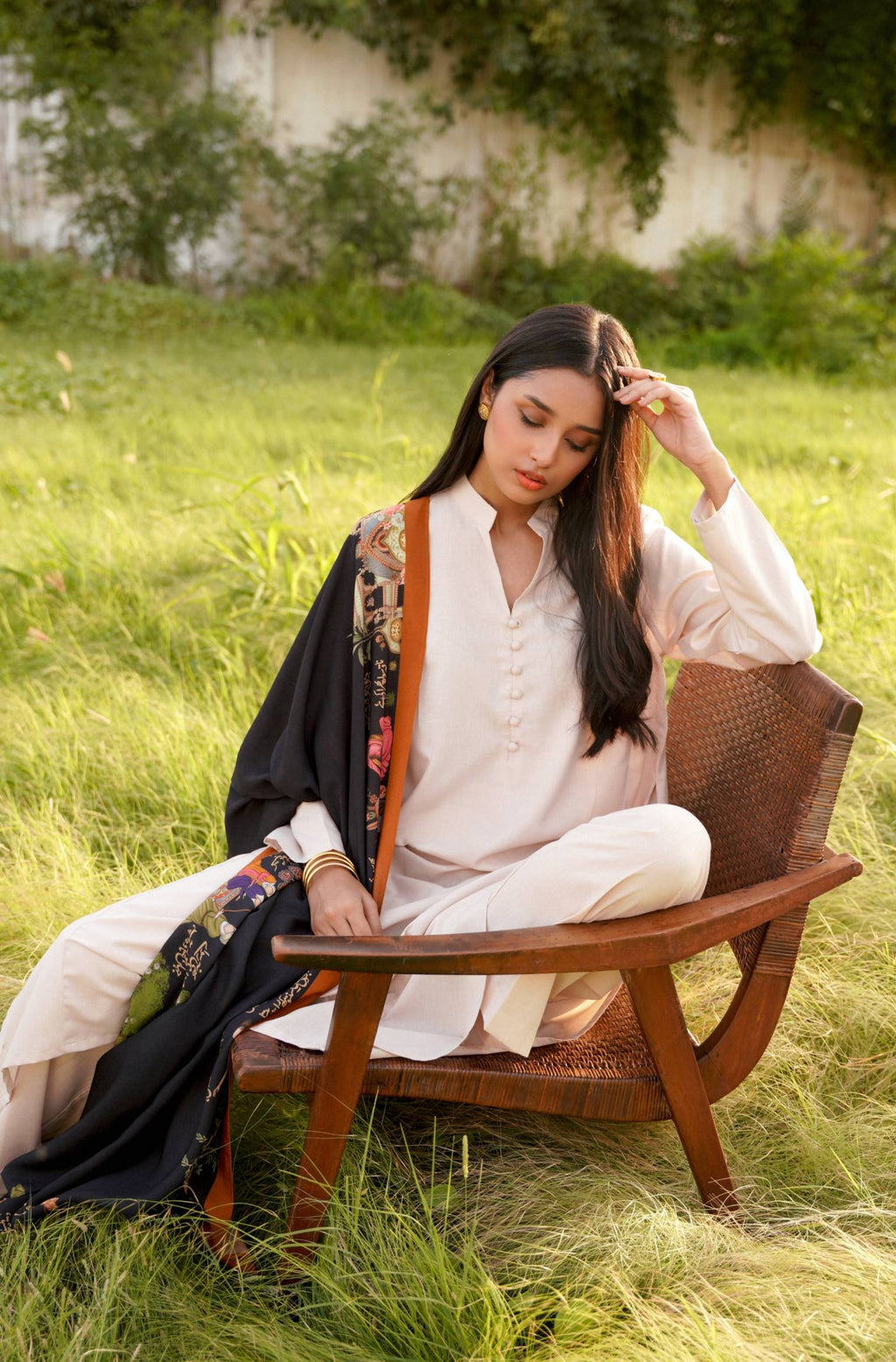 Manto Women's 2 Piece Cream White Solid Kalidaar Co-ord Paired with Ishq Odhni