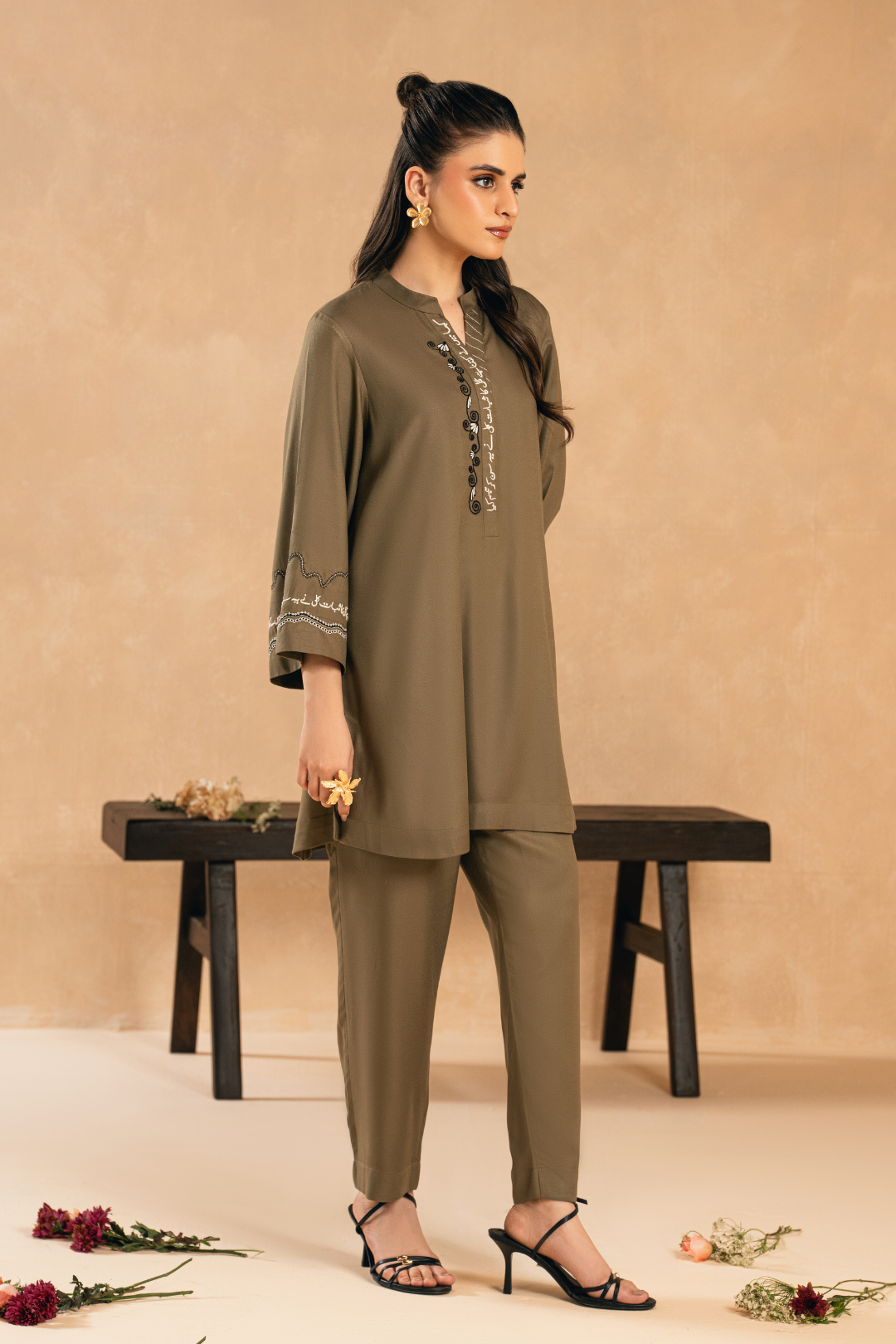 Kayra (অনন্য) Co-Ord Set