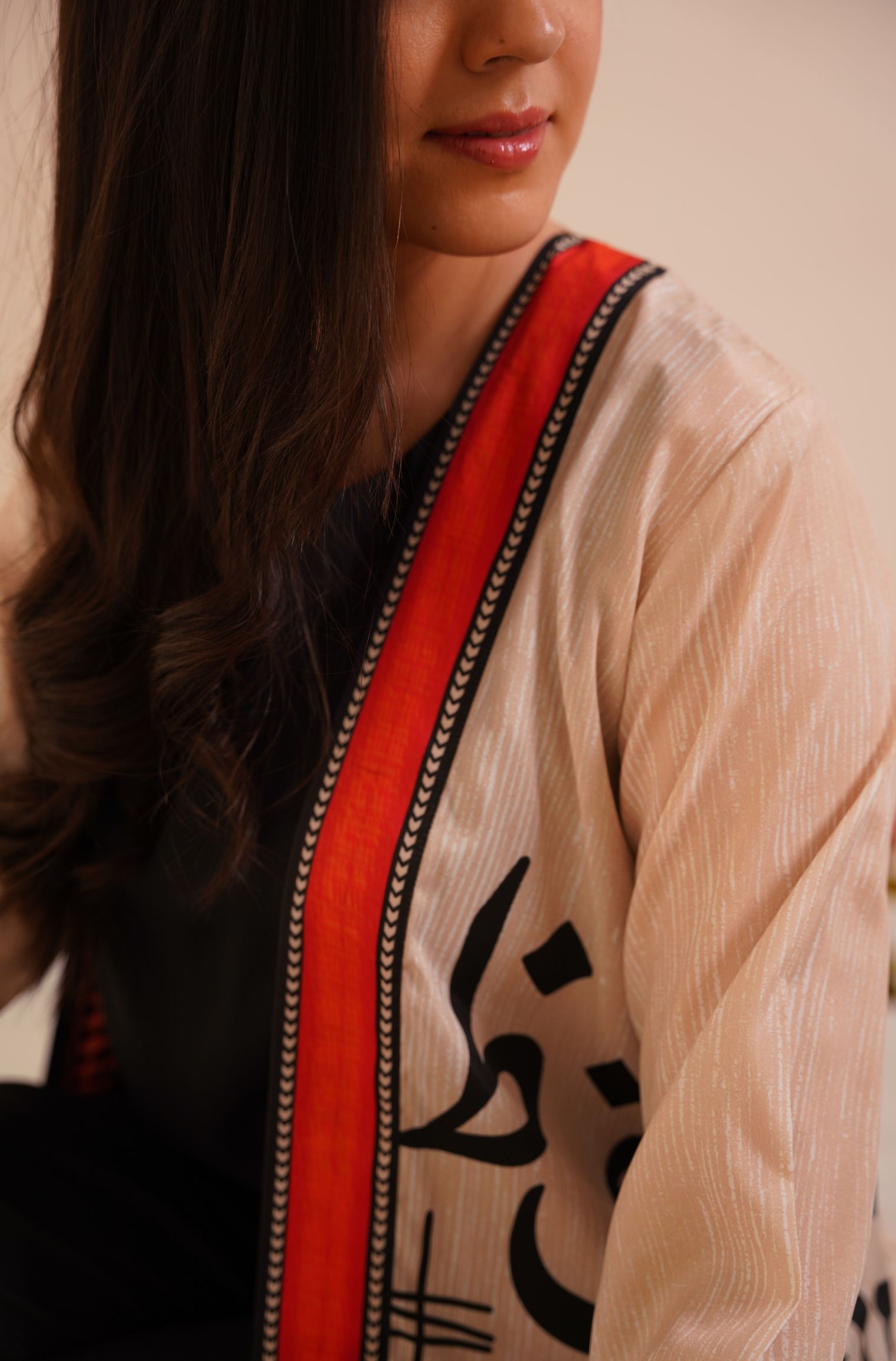 Shopmanto, wear manto, manto clothing brand, manto pakistan, ladies clothing brand, urdu calligraphy clothing, wear manto shades of dawn women front open upper cape sooraj shrug with urdu calligraphy