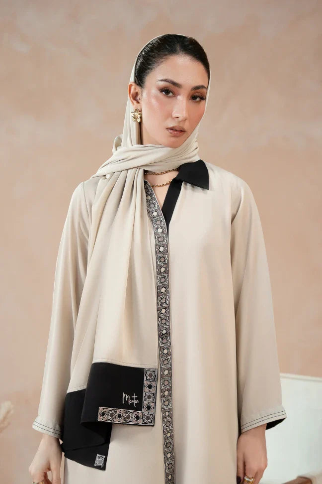 Manto Women's Beige Embroidered Scarf