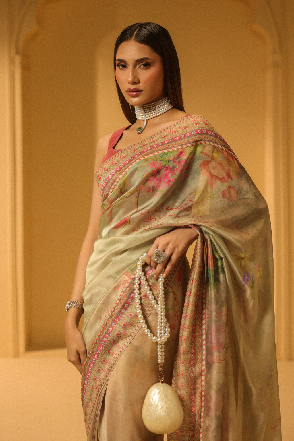 Mehru (প্রিয়) Saree