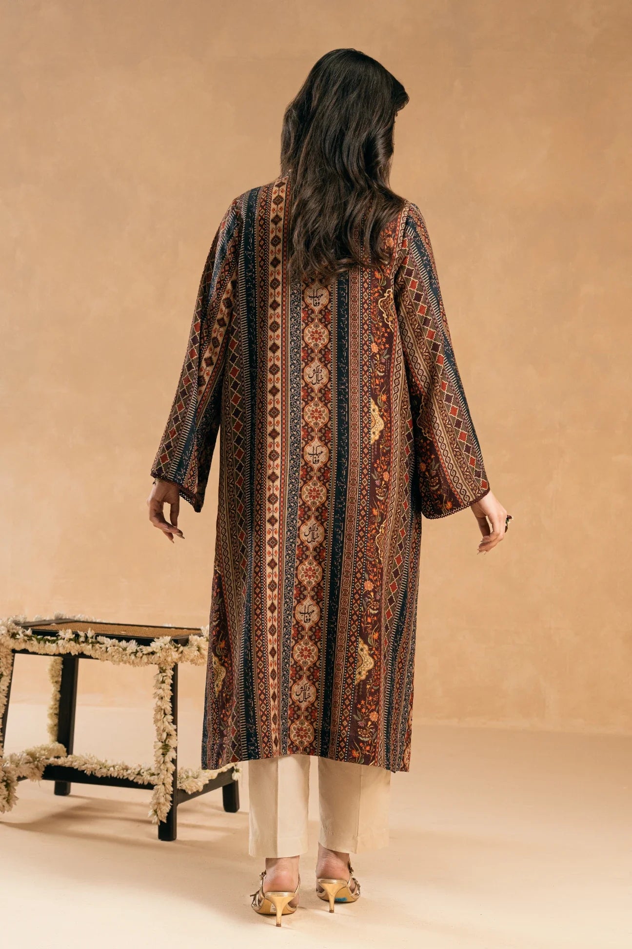 Dilnaaz (হৃদয়প্রিয়া) Kurta
