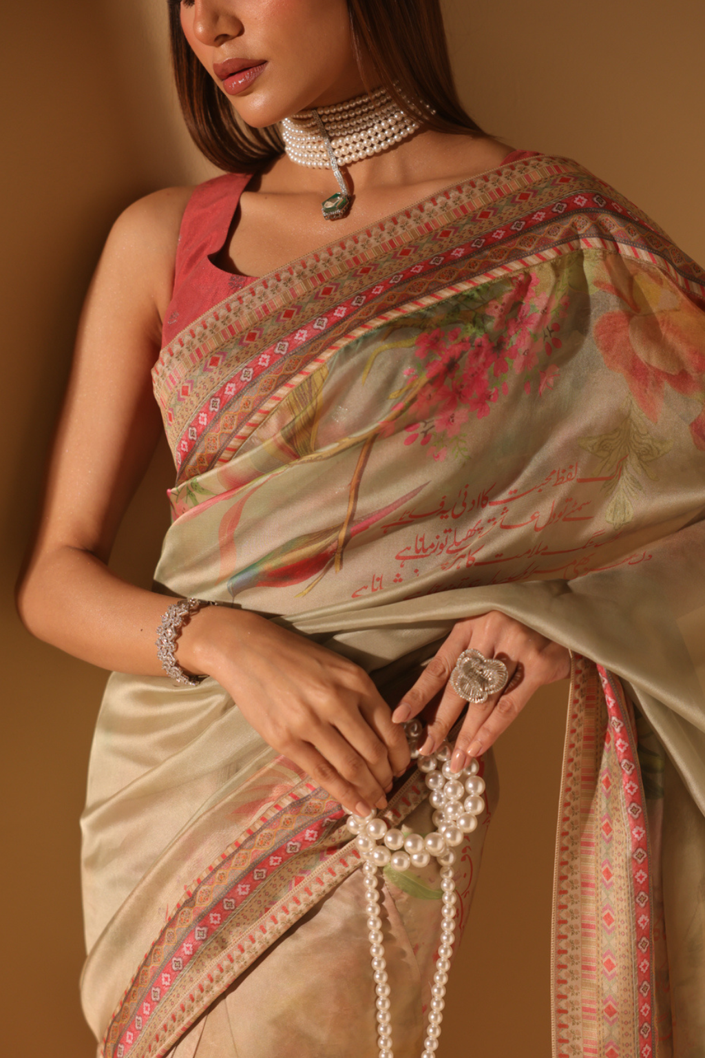 Mehru (প্রিয়) Saree