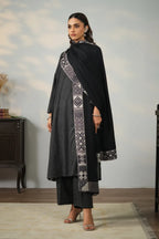 Wajood (অস্তিত্ব) Shawl