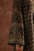 Meherjaan (প্রিয়তমা) Velvet Kaftaan