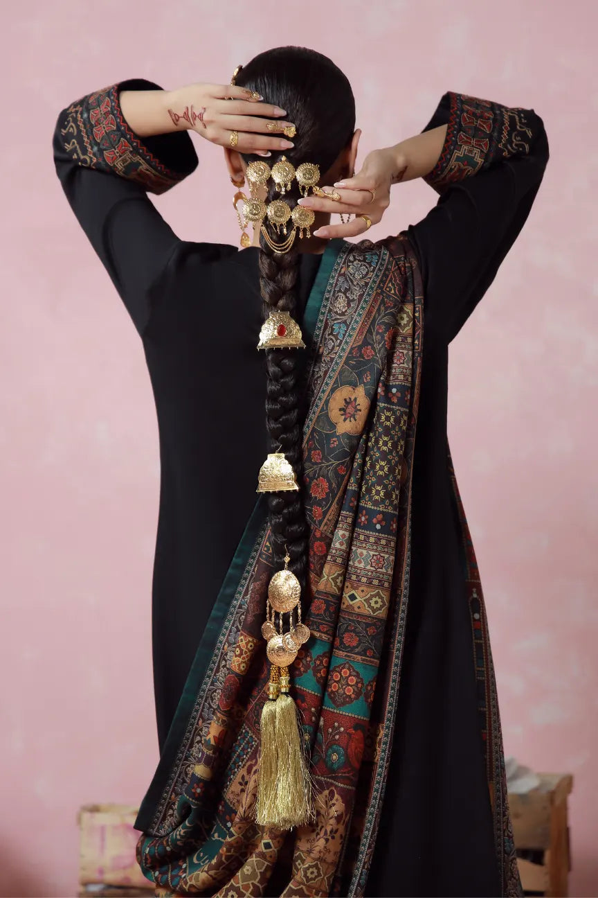 Naaz (স্বাভাবিক সৌন্দর্য) Shawl