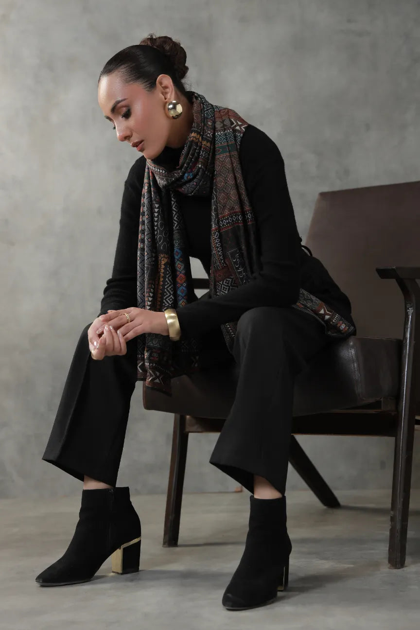 Ranjish (ক্ষোভ) Velvet Stole