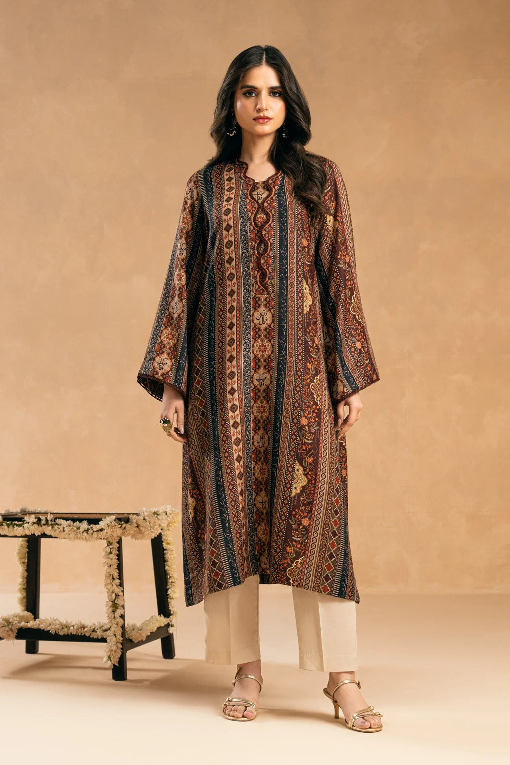Dilnaaz (হৃদয়প্রিয়া) Kurta