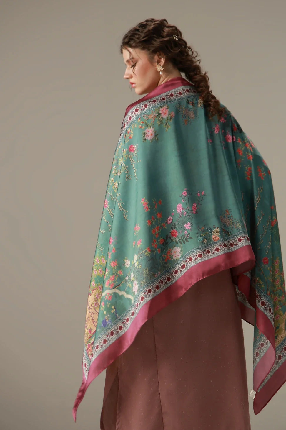 Mehkaar (সুবাস) Scarf