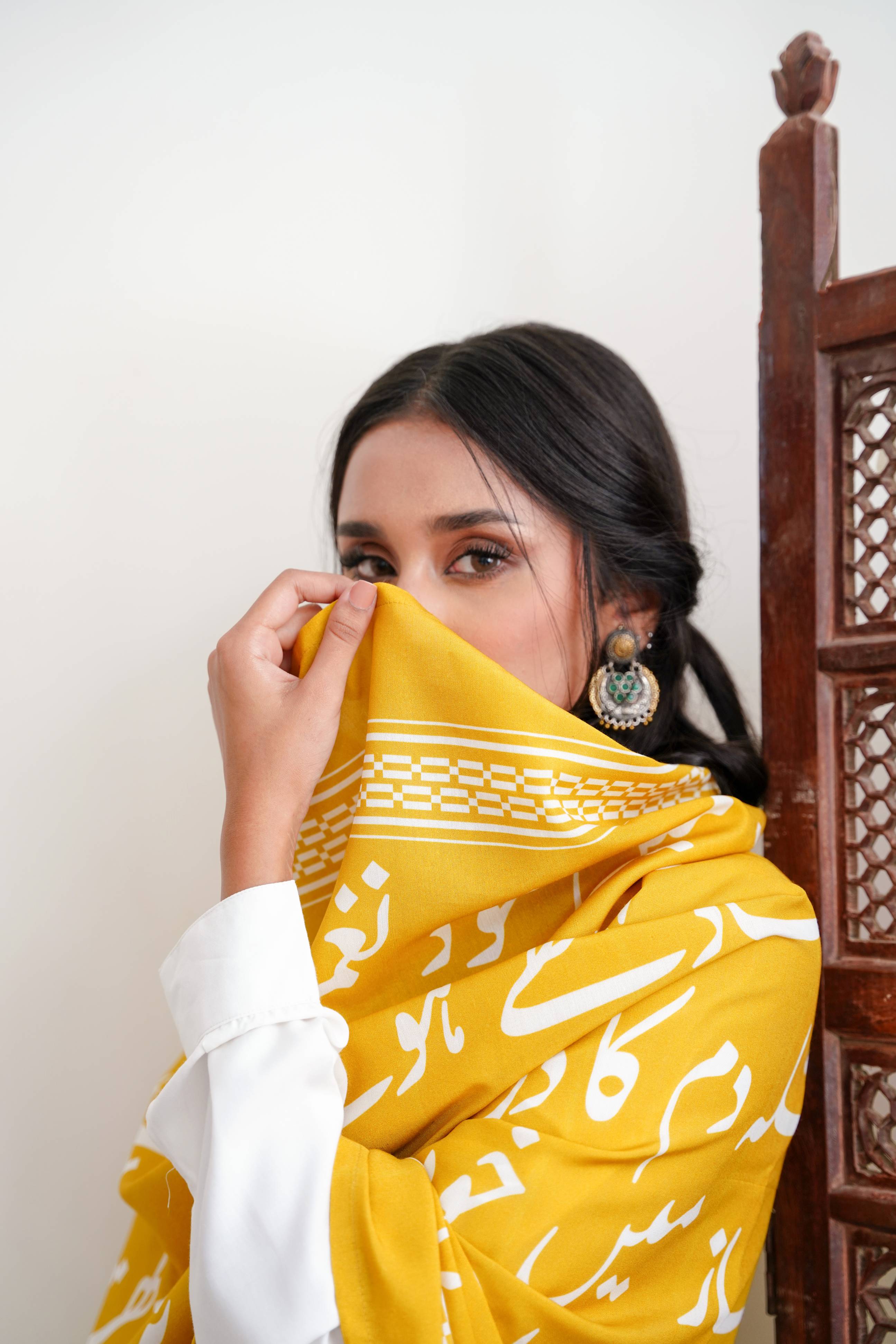 Bol (বল) Odhni - Mustard