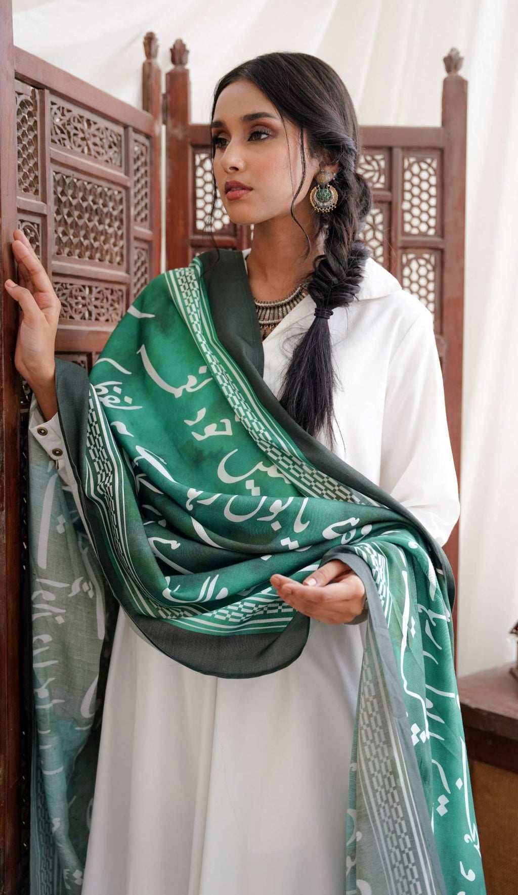 Bol (বল) Odhni - Shaded Green