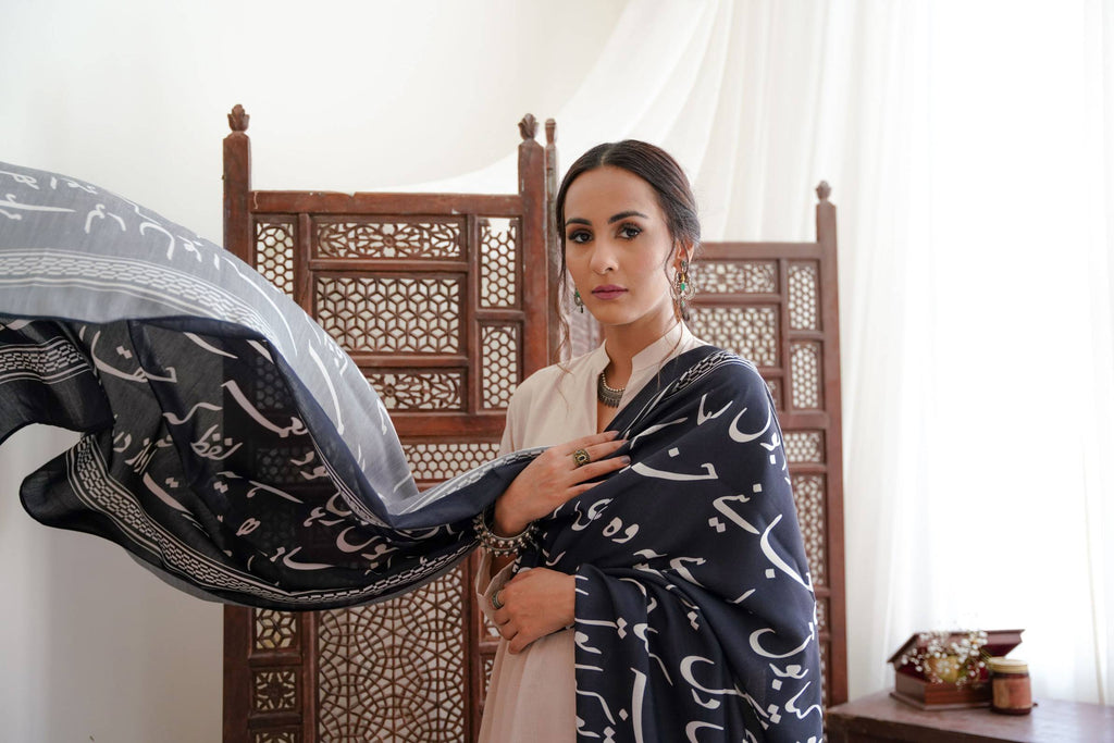 Shopmanto, wear manto, manto clothing brand, manto pakistan, ladies clothing brand, urdu calligraphy clothing, manto black urdu calligraphy bol odhni dupatta shawl
