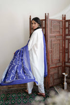 Shopmanto, wear manto, manto clothing brand, manto pakistan, ladies clothing brand, urdu calligraphy clothing, manto bold urdu calligraphy women blue color bol odhni dupatta shawl featuring the words of shaukat wasti