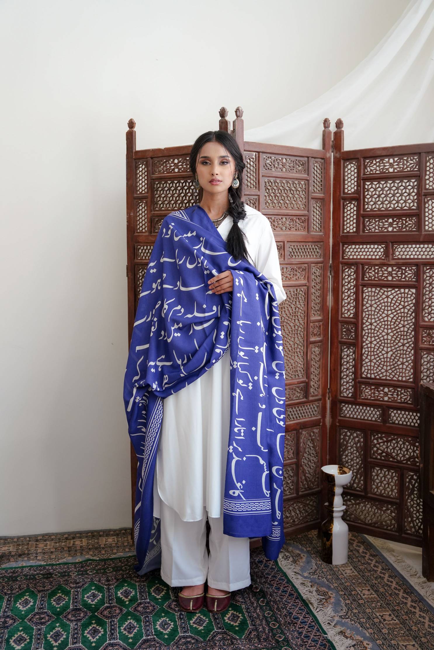 Shopmanto, wear manto, manto clothing brand, manto pakistan, ladies clothing brand, urdu calligraphy clothing, manto bold urdu calligraphy women blue color bol odhni dupatta shawl featuring the words of shaukat wasti