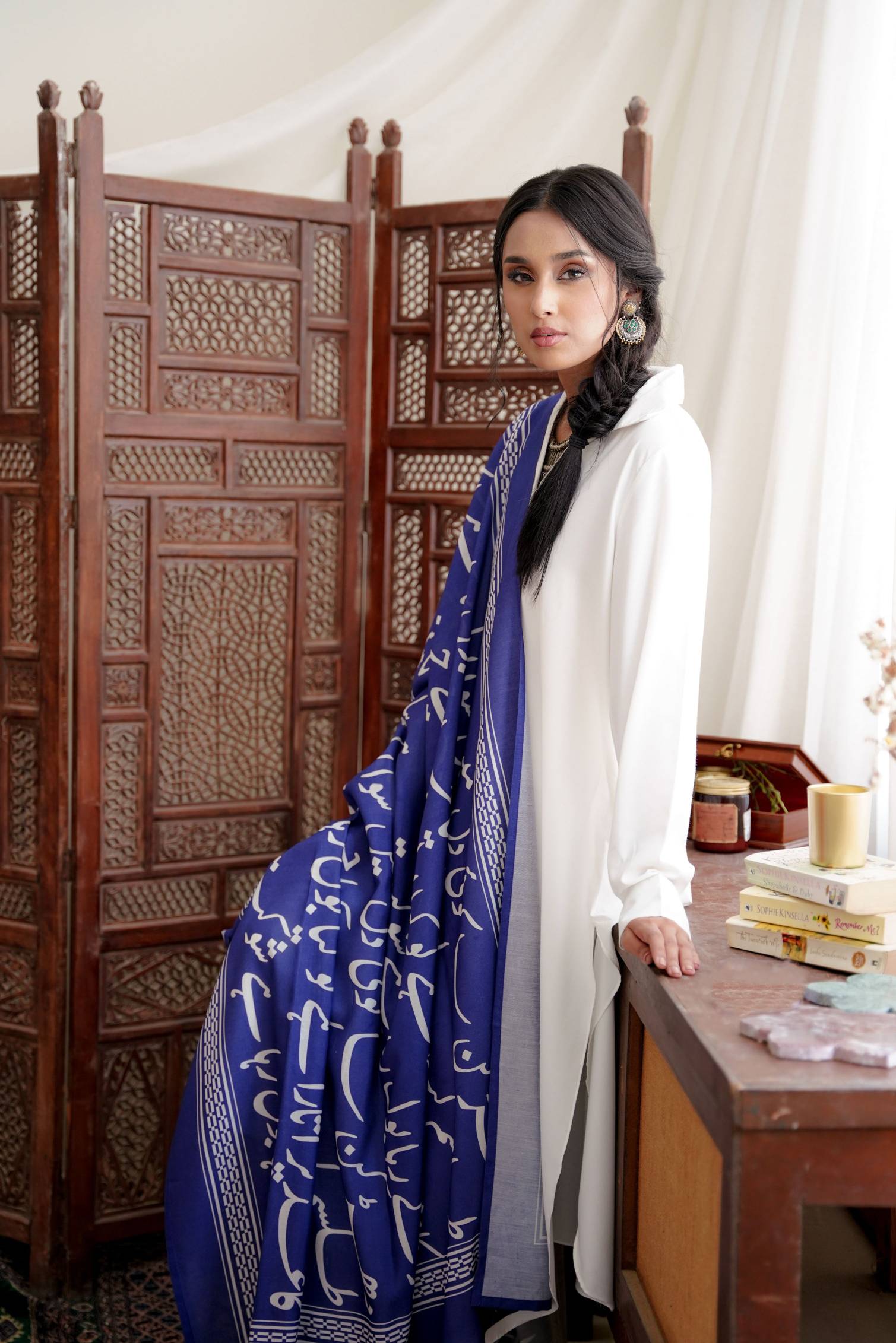 Shopmanto, wear manto, manto clothing brand, manto pakistan, ladies clothing brand, urdu calligraphy clothing, manto bold urdu calligraphy women blue color bol odhni dupatta shawl featuring the words of shaukat wasti