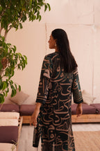 Huroof (অক্ষর) Shrug - Shaded Green