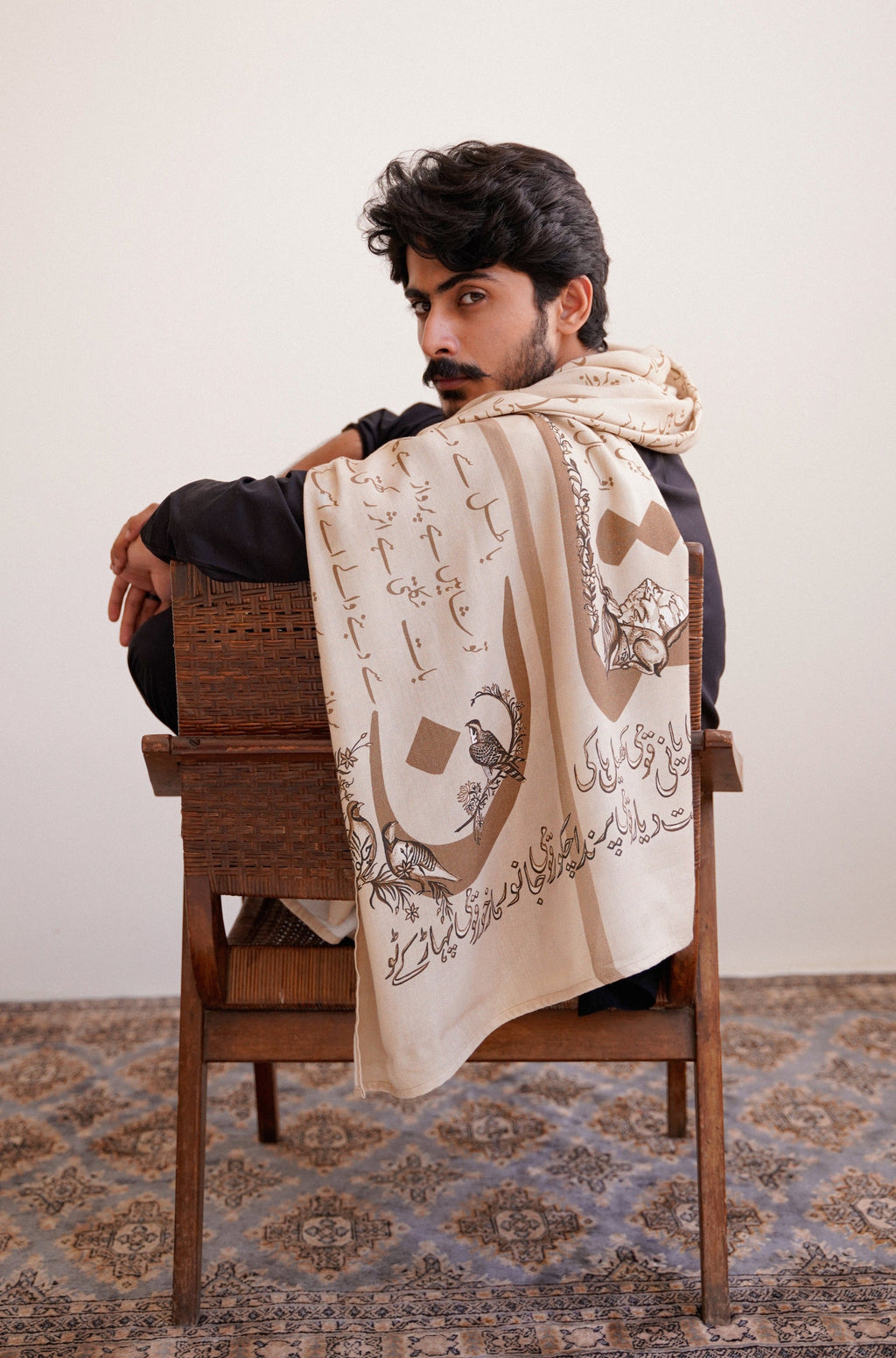 Meraas (উত্তরাধিকার) Odhni - Beige