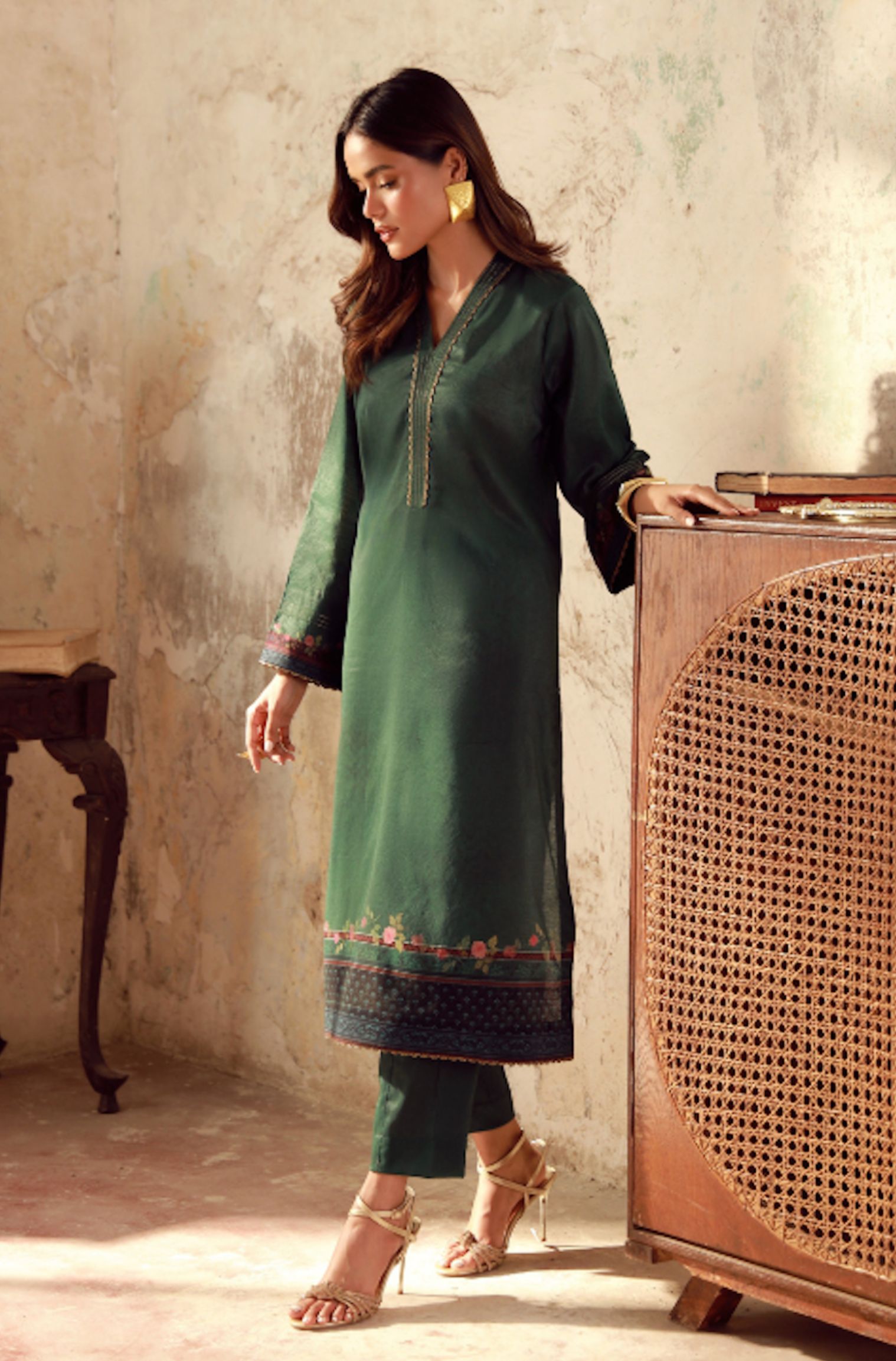 Manto Women's Ready to Wear 3 Piece Green & Black Co-Ord Set with Urdu Calligraphy