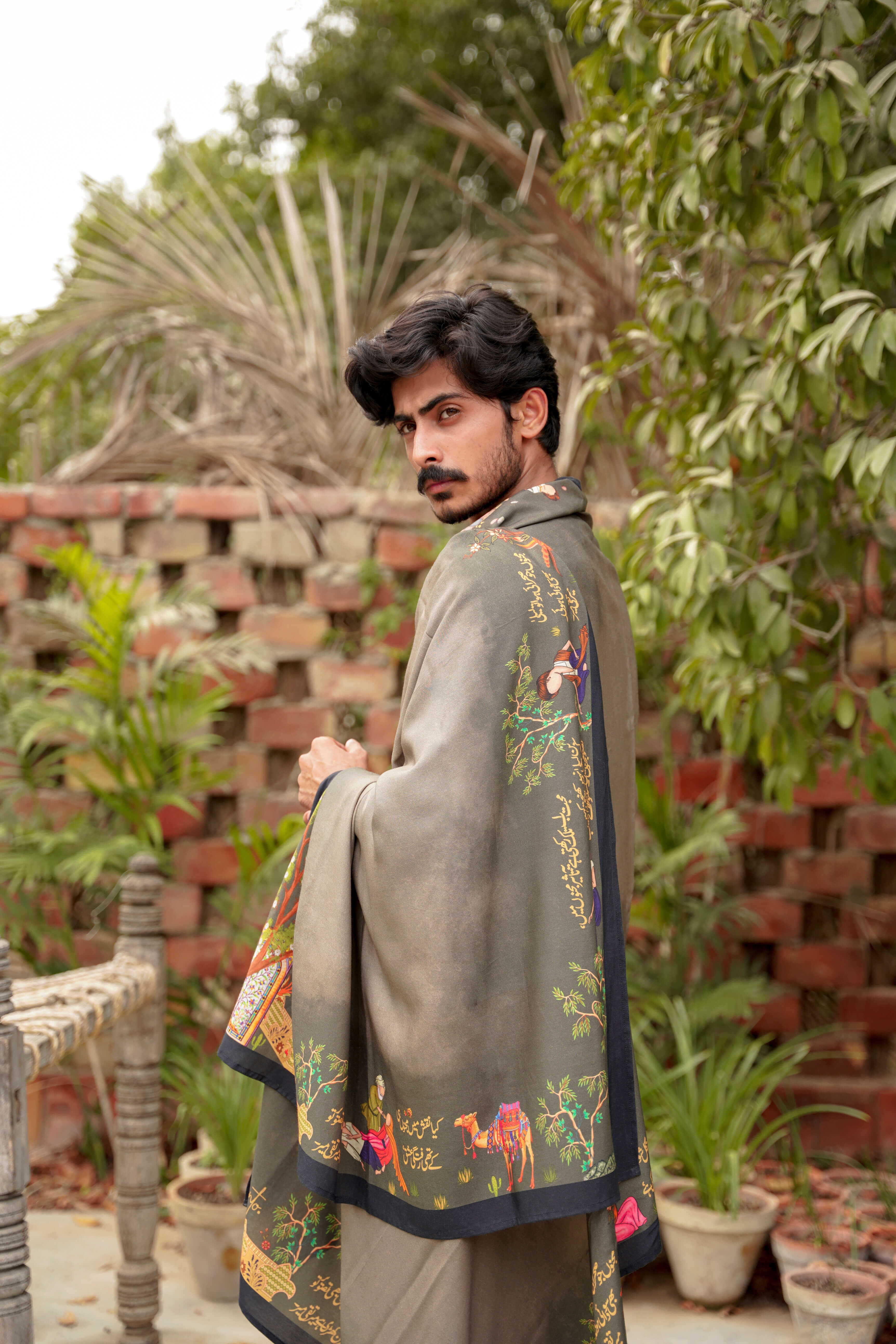 Ishq (ভালোবাসা) Odhni - Grey