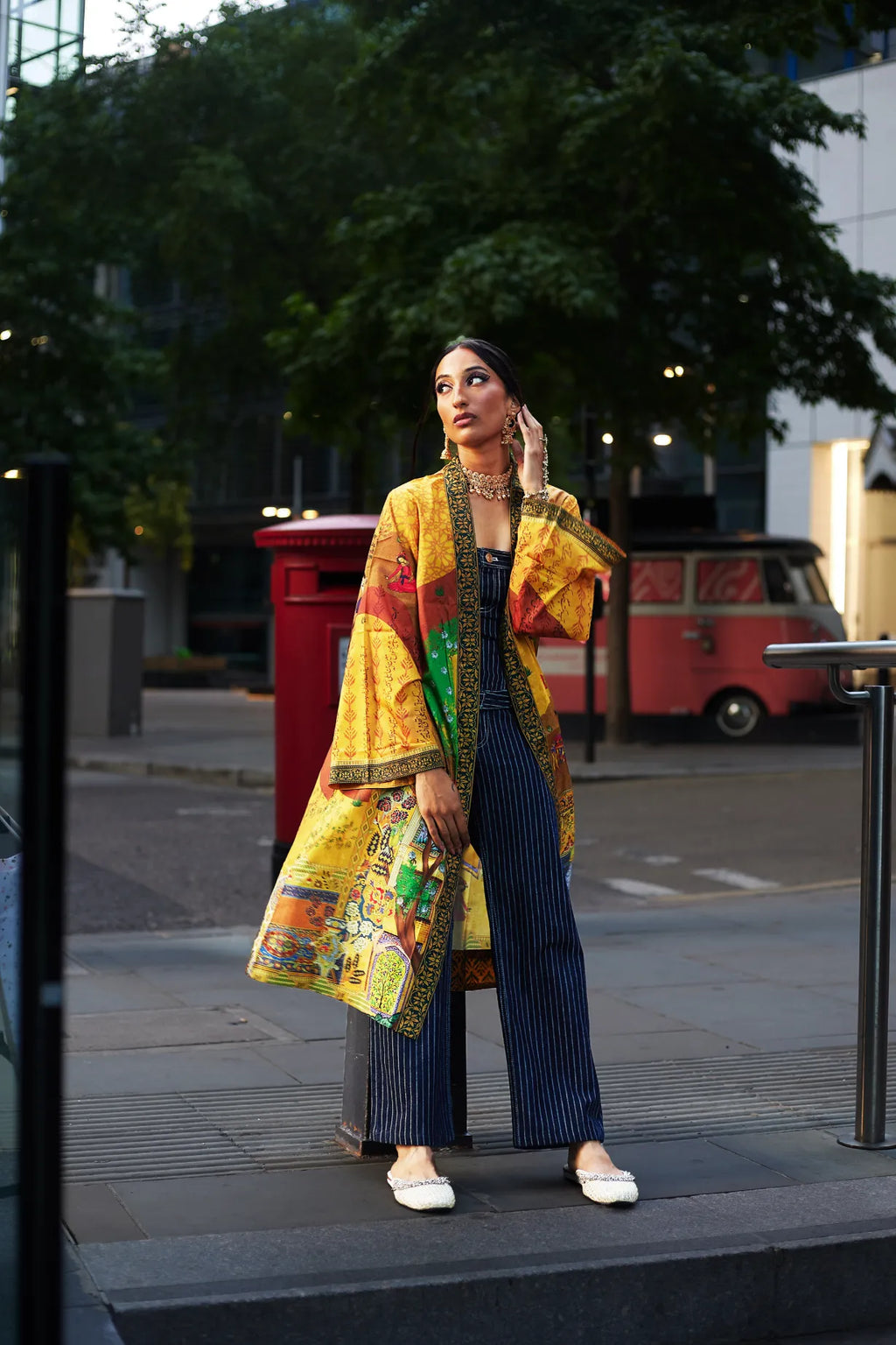 Kahaani (প্রেমের গল্প) Shrug - Amber Yellow